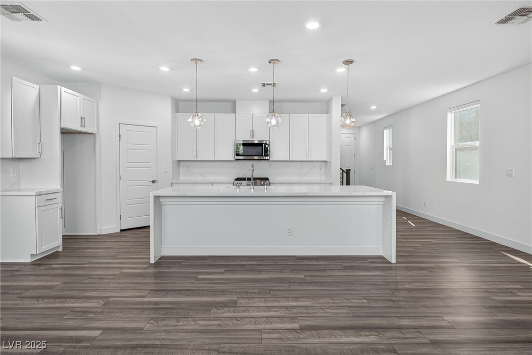 6930 Dandelion Park Avenue Las Vegas NV 89113