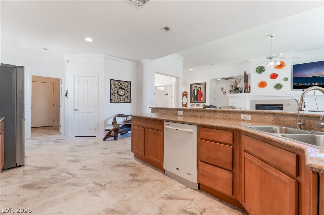 6613 Johnny Love Lane North Las Vegas NV 89086