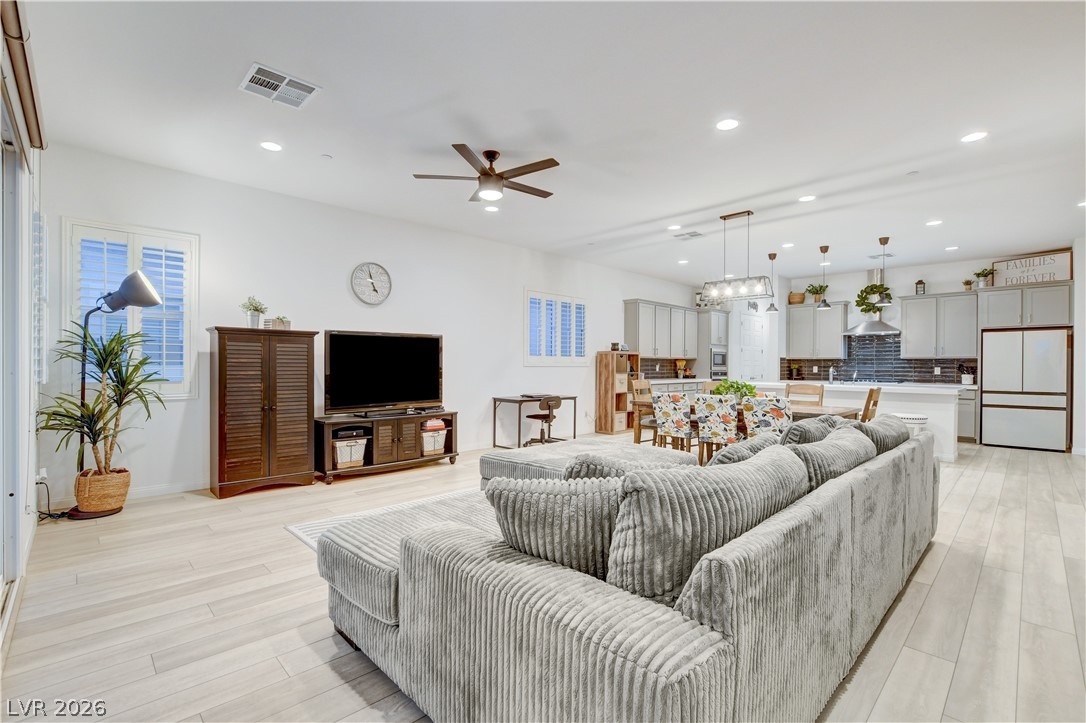 10250 Millholm Avenue Las Vegas NV 89166
