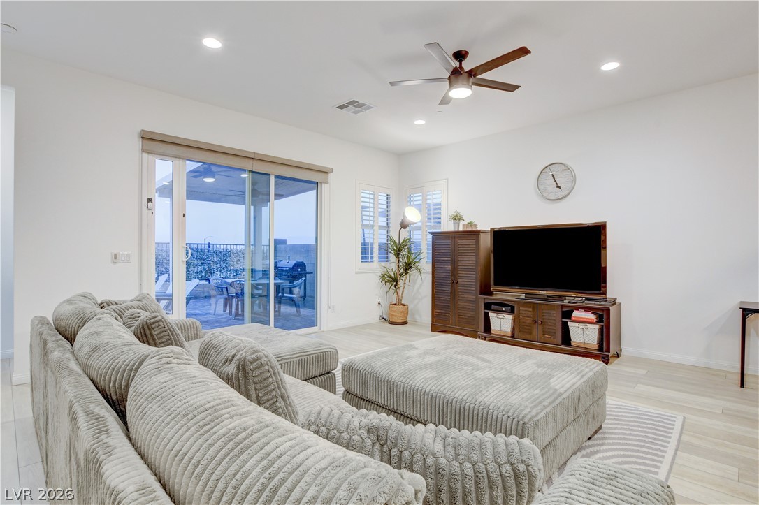 10250 Millholm Avenue Las Vegas NV 89166