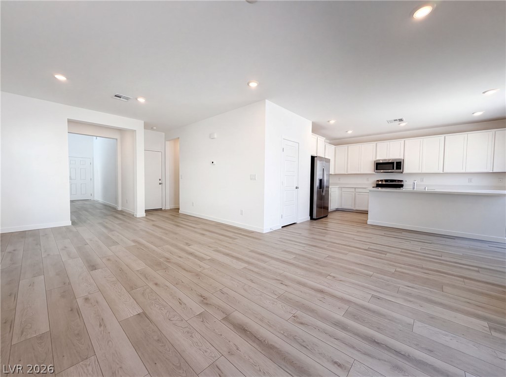 8364 Caldera Hills Avenue Las Vegas NV 89147