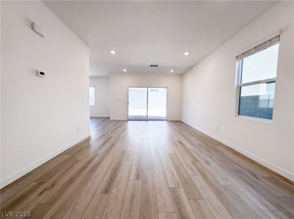 8364 Caldera Hills Avenue Las Vegas NV 89147