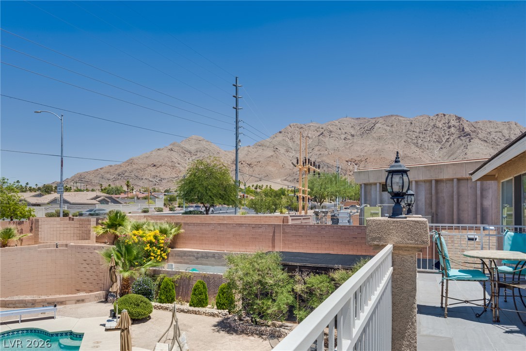 6680 Blue Sapphire Avenue Las Vegas NV 89110