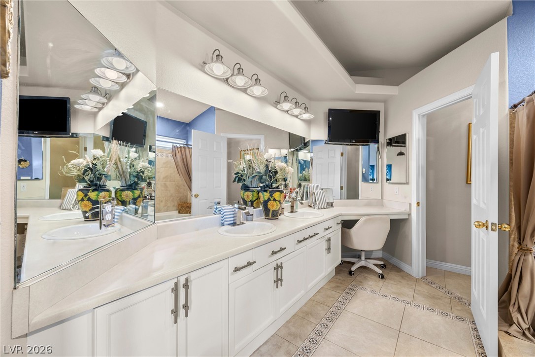 814 Manor Shores Road Henderson NV 89002