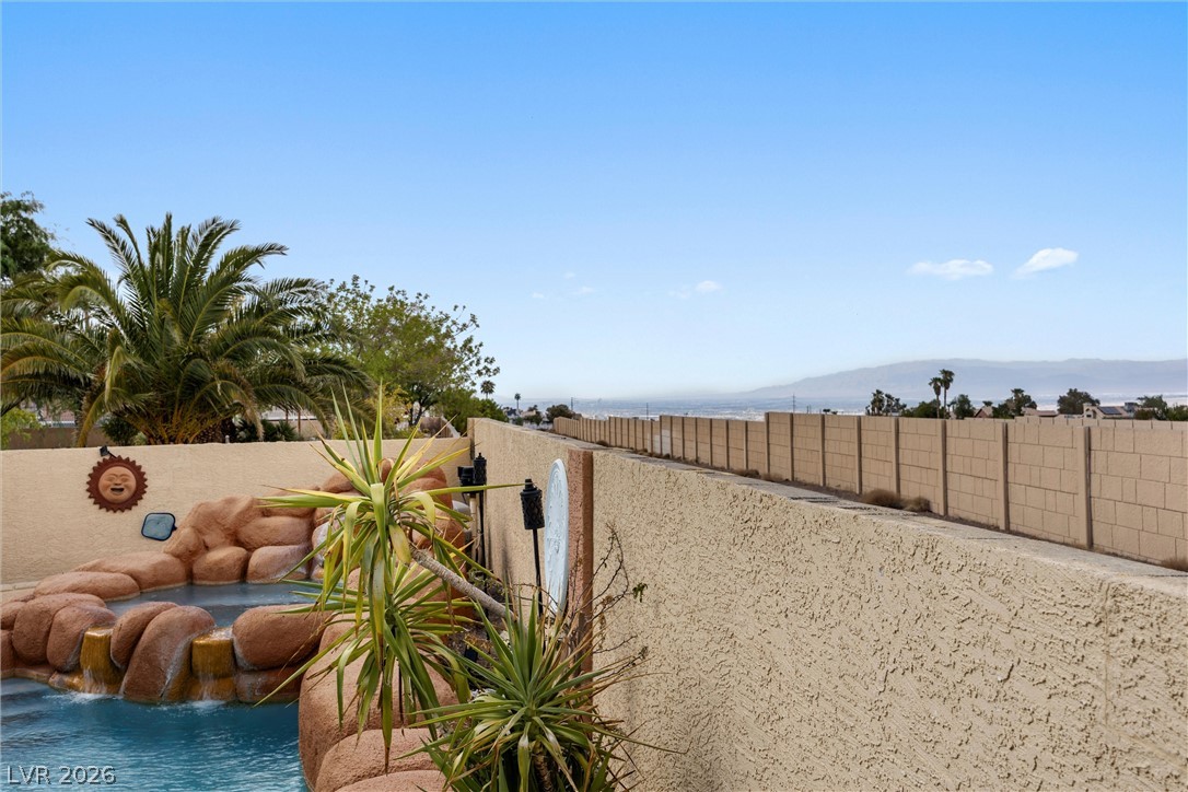814 Manor Shores Road Henderson NV 89002