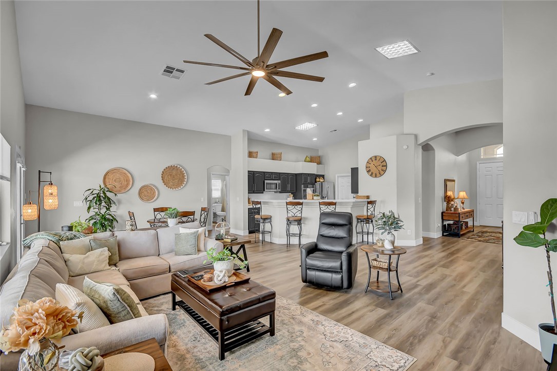 5201 Primrose Flower Avenue Las Vegas NV 89131