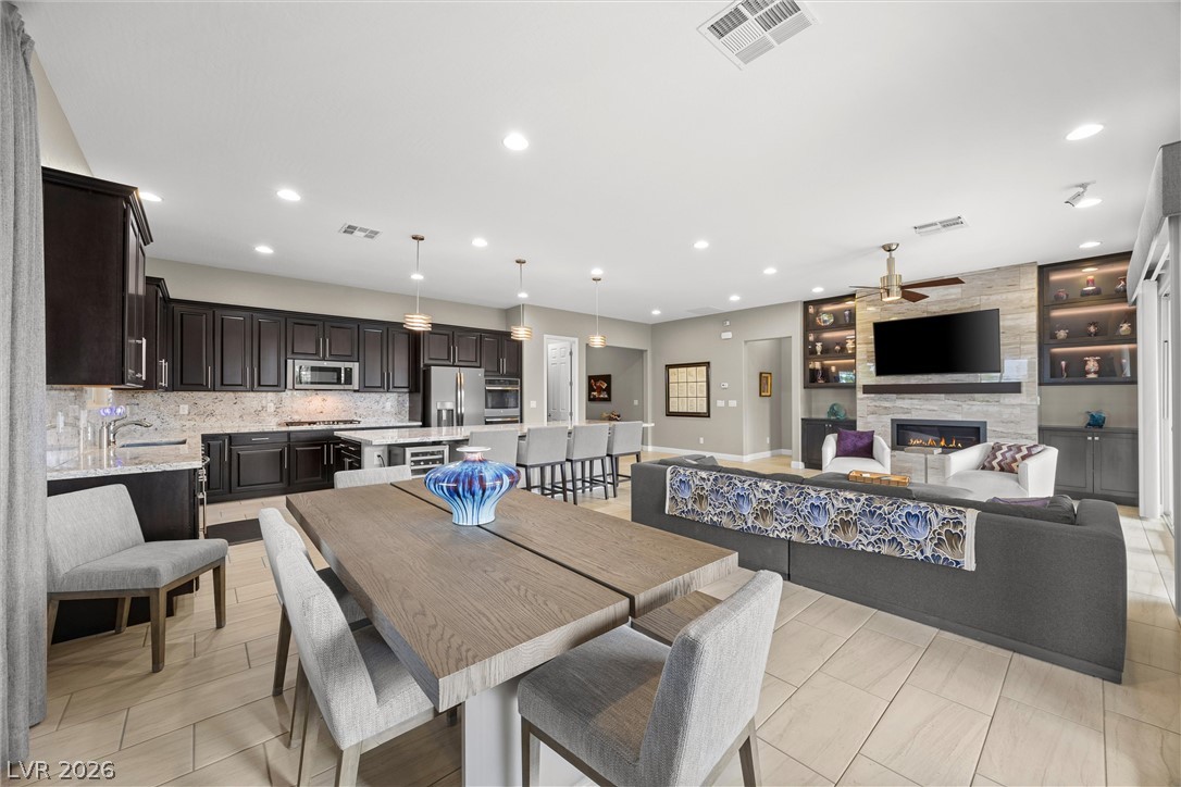 6820 Velvet Snow Street Las Vegas NV 89149