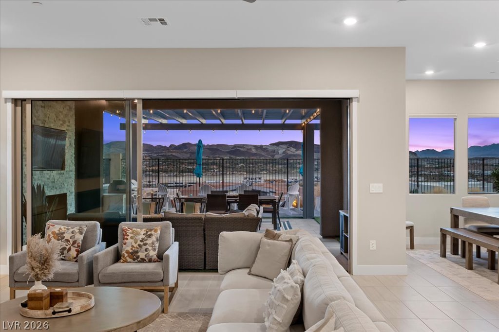 387 Faro Di Portofino Court Henderson NV 89011