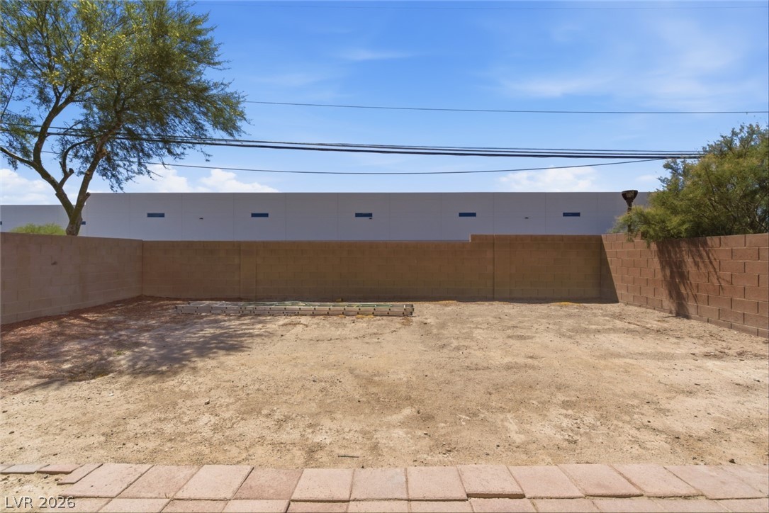 41 Rosa Rosales Court North Las Vegas NV 89031