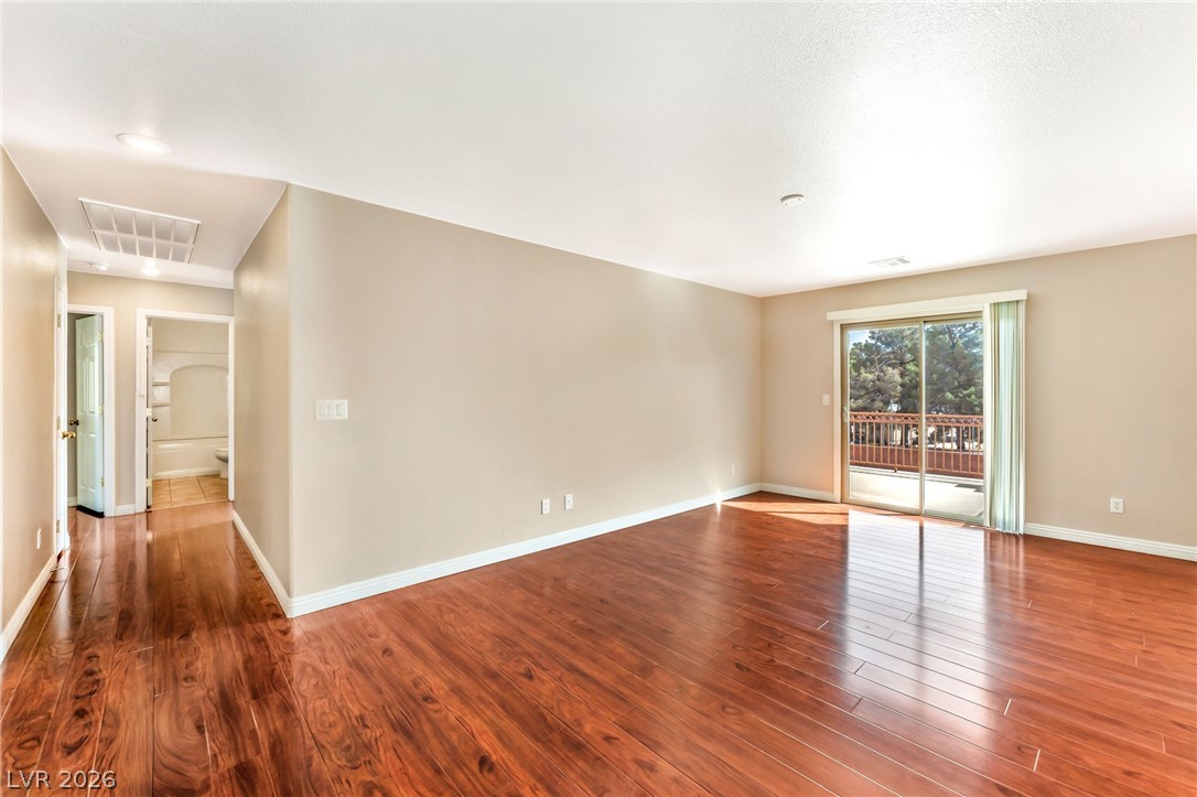 3329 Green Ice Avenue North Las Vegas NV 89081