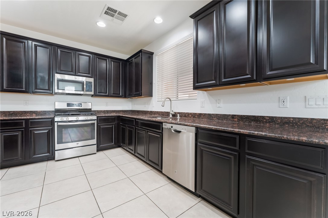 9353 Pink Stargazer Avenue Las Vegas NV 89166