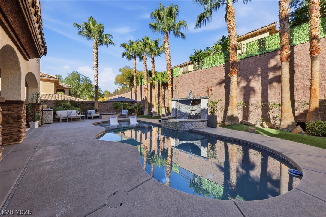 2732 Marie Antoinette Street Henderson NV 89044