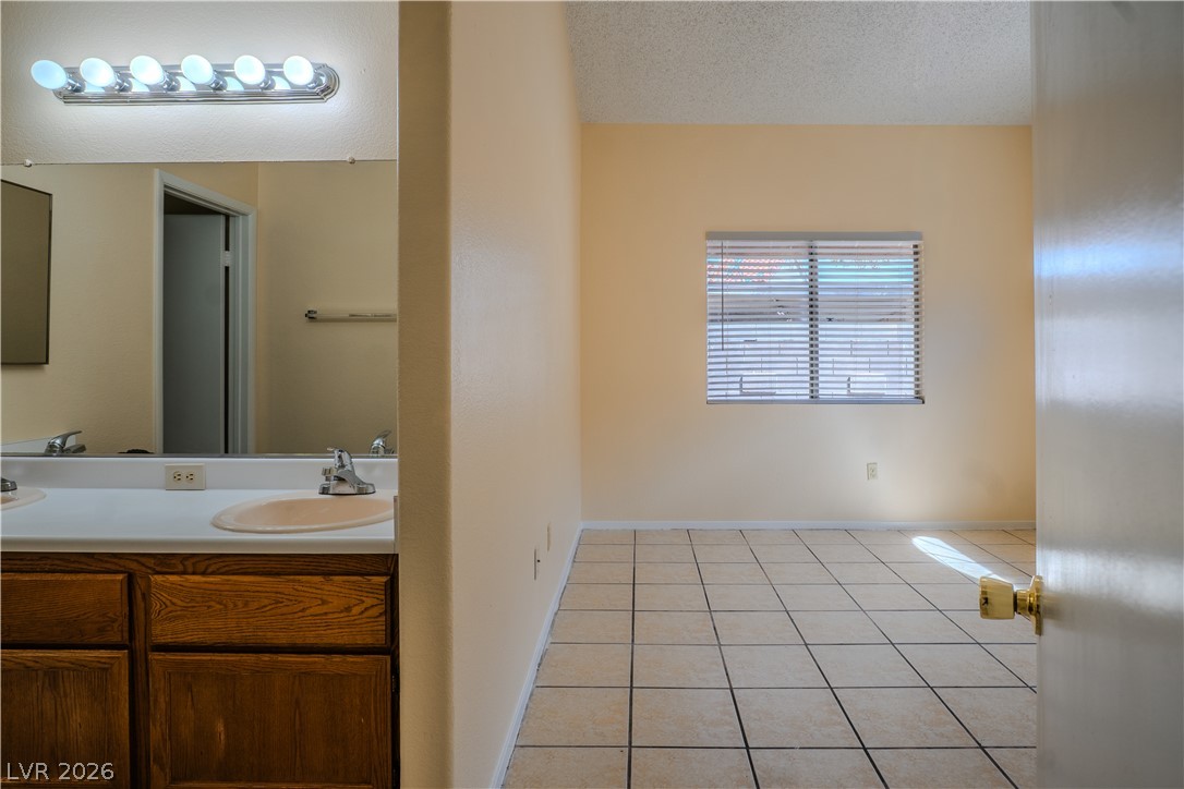 2545 Rising Legend Way Las Vegas NV 89106