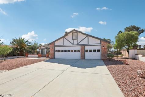 3305 Palmdesert Way Las Vegas NV 89120