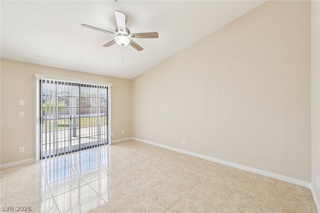 3305 Palmdesert Way Las Vegas NV 89120
