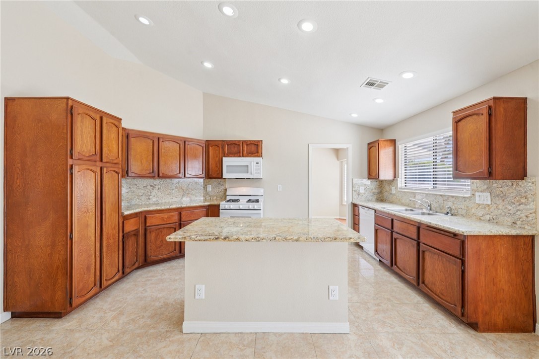 3305 Palmdesert Way Las Vegas NV 89120