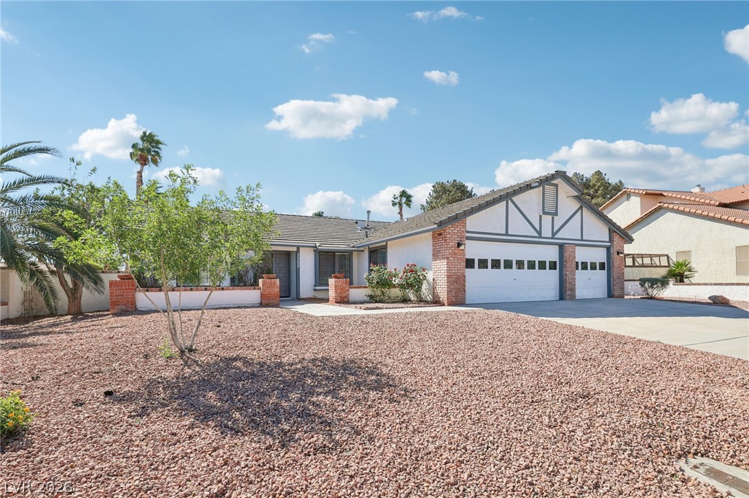 3305 Palmdesert Way Las Vegas NV 89120