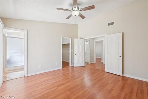 3305 Palmdesert Way Las Vegas NV 89120