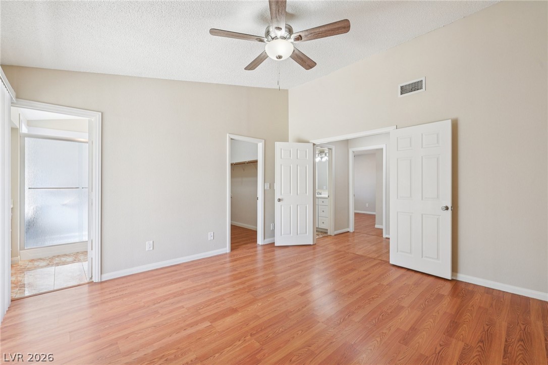3305 Palmdesert Way Las Vegas NV 89120