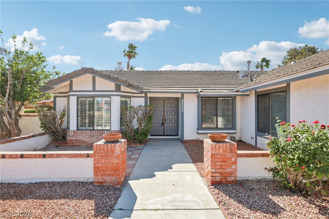 3305 Palmdesert Way Las Vegas NV 89120