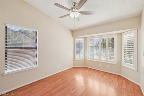 3305 Palmdesert Way Las Vegas NV 89120