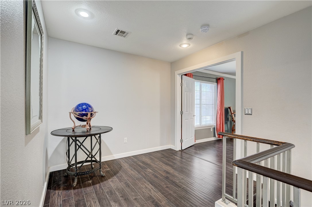 10012 Long Cattle Avenue Las Vegas NV 89117