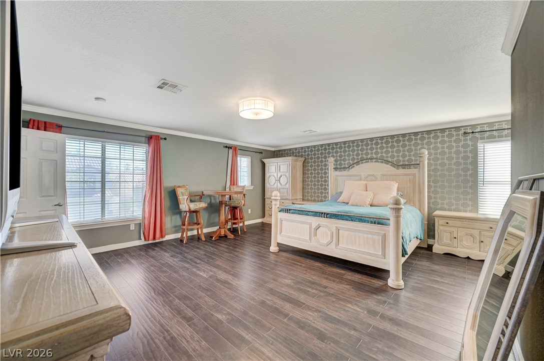 10012 Long Cattle Avenue Las Vegas NV 89117