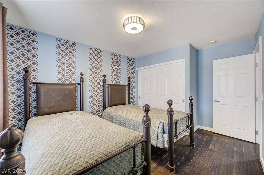 10012 Long Cattle Avenue Las Vegas NV 89117