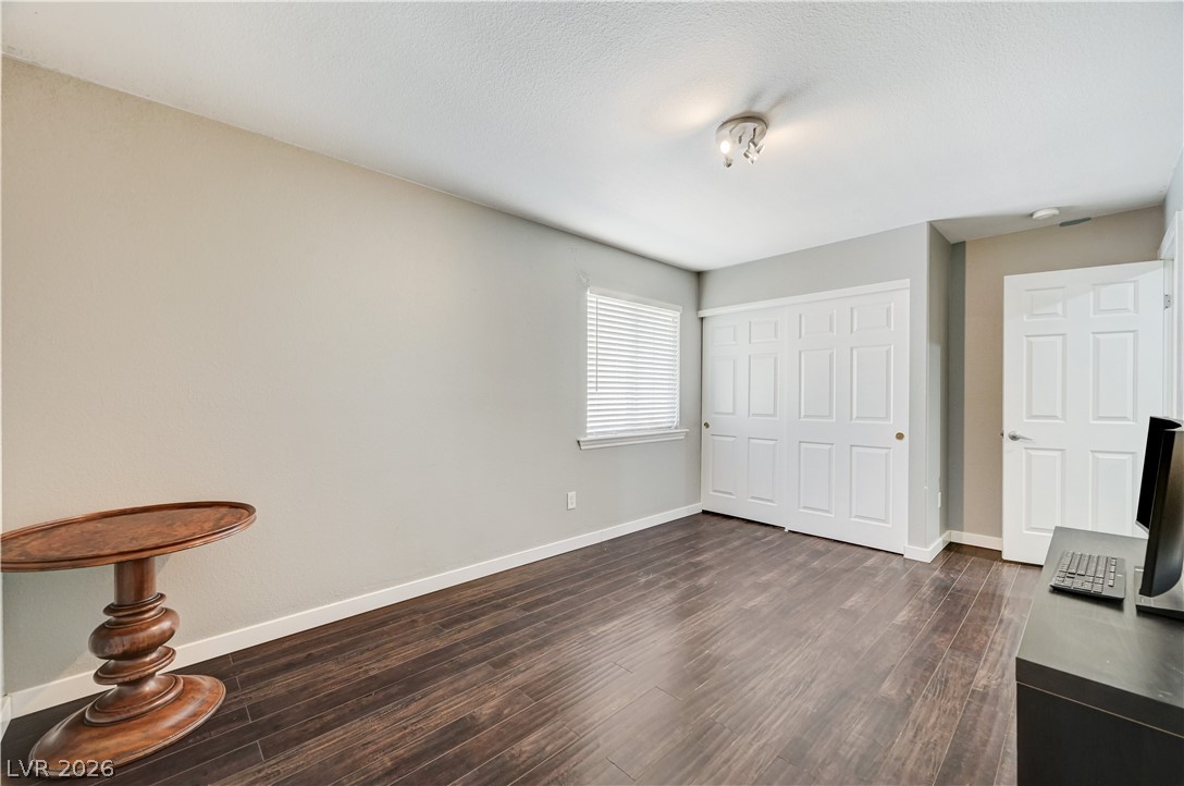 10012 Long Cattle Avenue Las Vegas NV 89117