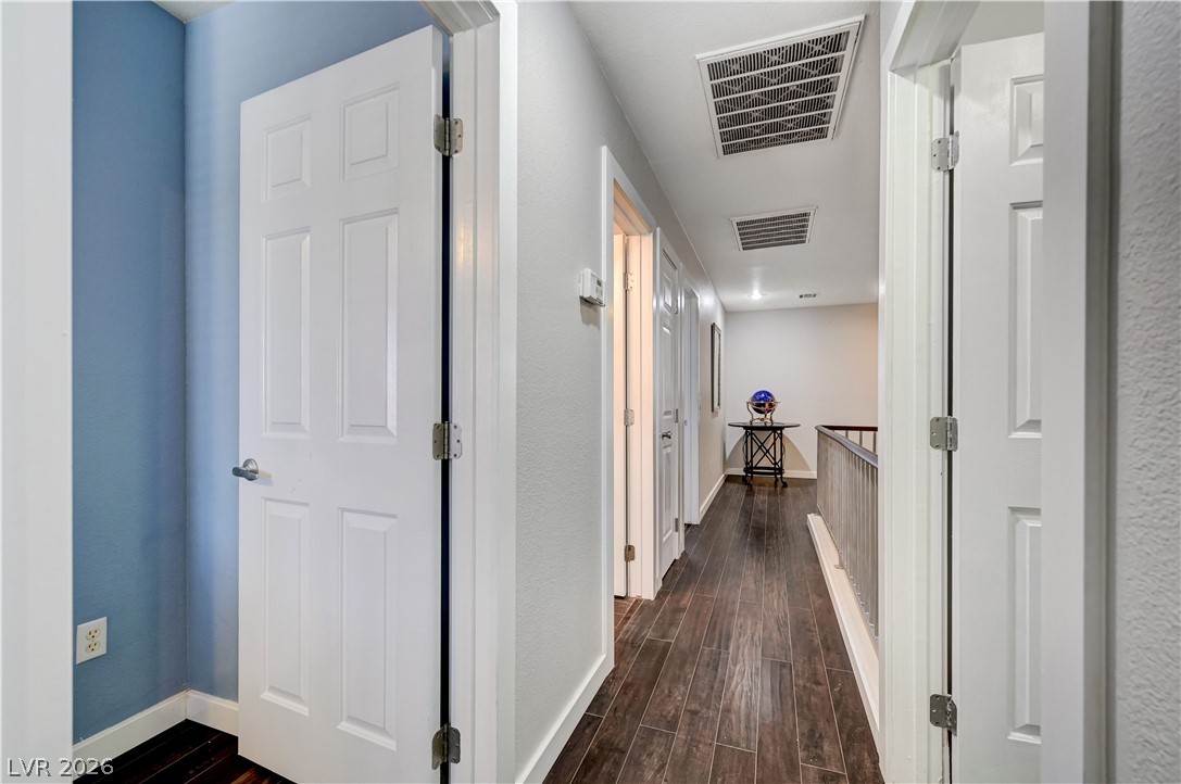 10012 Long Cattle Avenue Las Vegas NV 89117