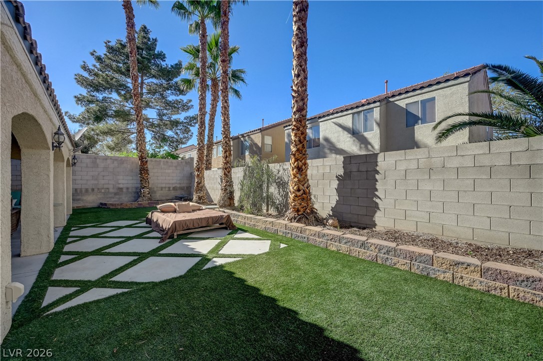 10012 Long Cattle Avenue Las Vegas NV 89117