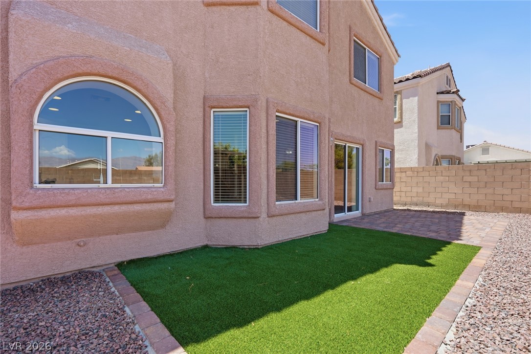 448 Paris Pearl Avenue North Las Vegas NV 89031