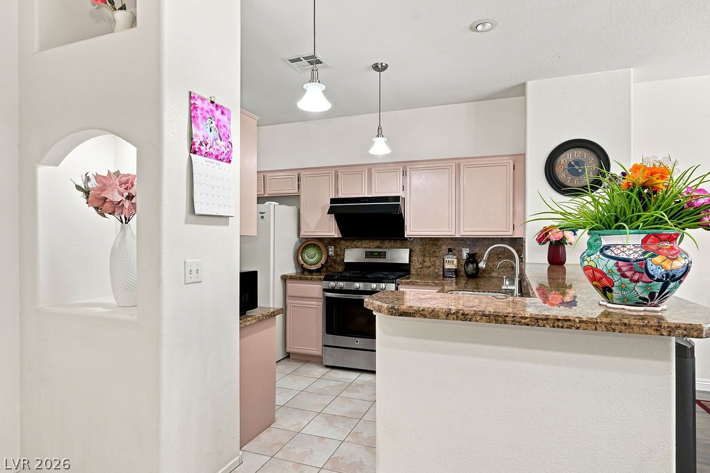 5248 Sunny Beach Lane Las Vegas NV 89118