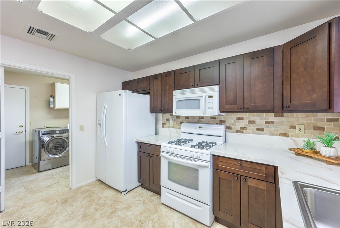 9032 Litchfield Avenue Las Vegas NV 89134