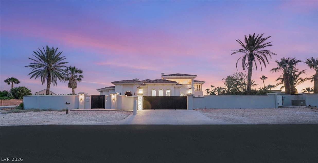 8895 South Tenaya Way Las Vegas NV 89113