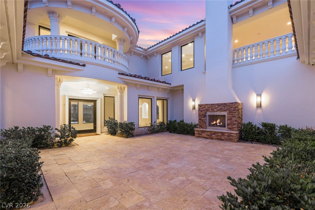 8895 South Tenaya Way Las Vegas NV 89113