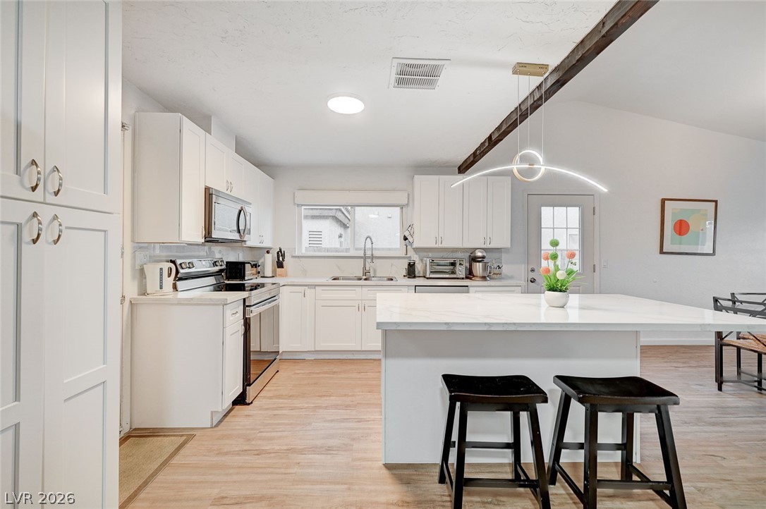 6771 Shelter Lane Las Vegas NV 89103