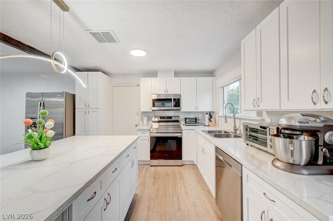 6771 Shelter Lane Las Vegas NV 89103