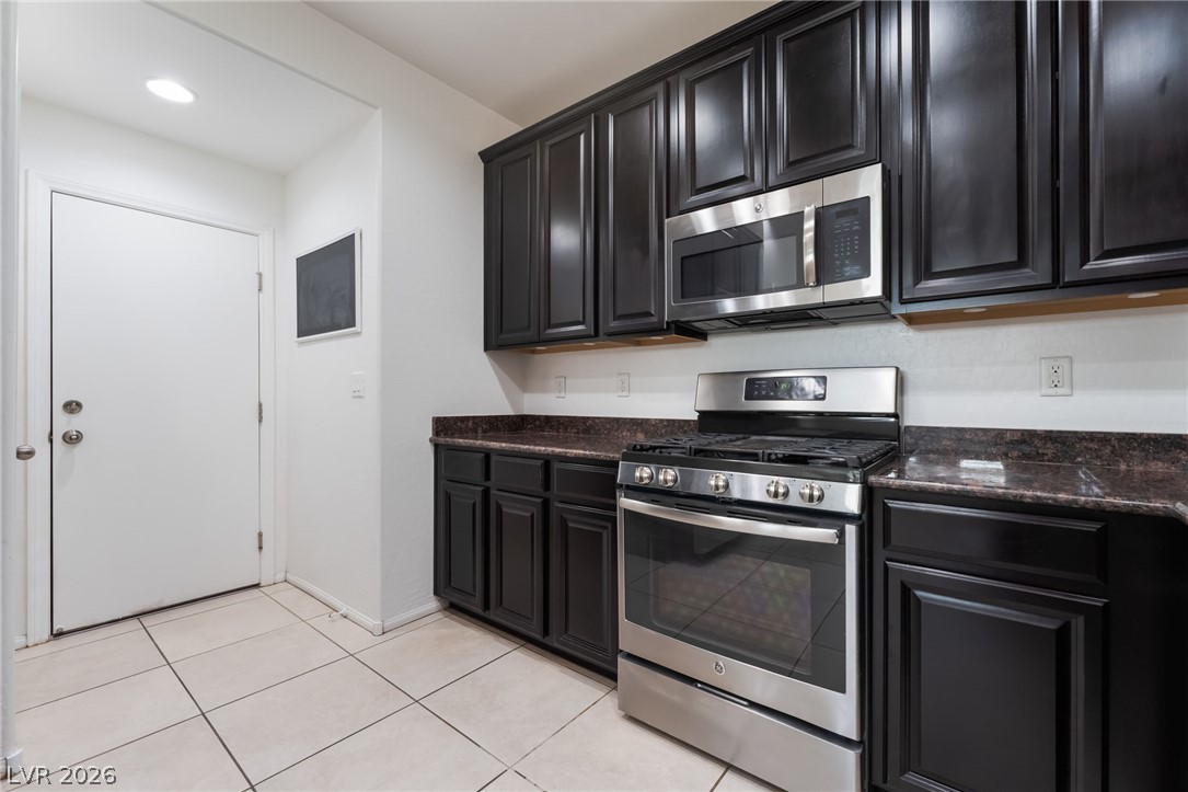9353 Pink Stargazer Avenue Las Vegas NV 89166