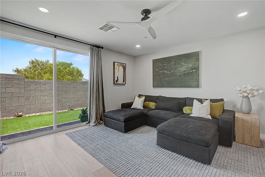 9386 Sequoia Ridge Avenue Las Vegas NV 89143