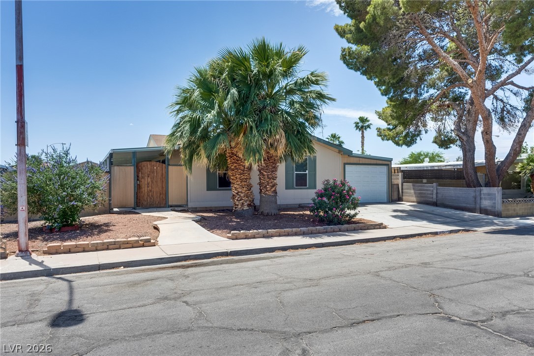 5423 North Sir Richard Drive Las Vegas NV 89110