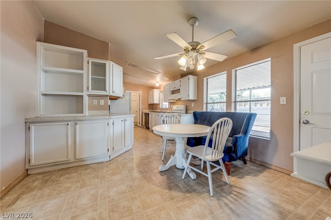 5423 North Sir Richard Drive Las Vegas NV 89110