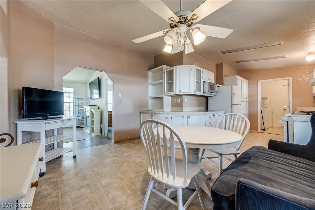5423 North Sir Richard Drive Las Vegas NV 89110