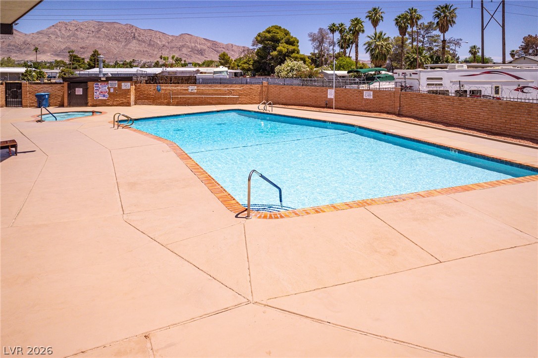 5423 North Sir Richard Drive Las Vegas NV 89110