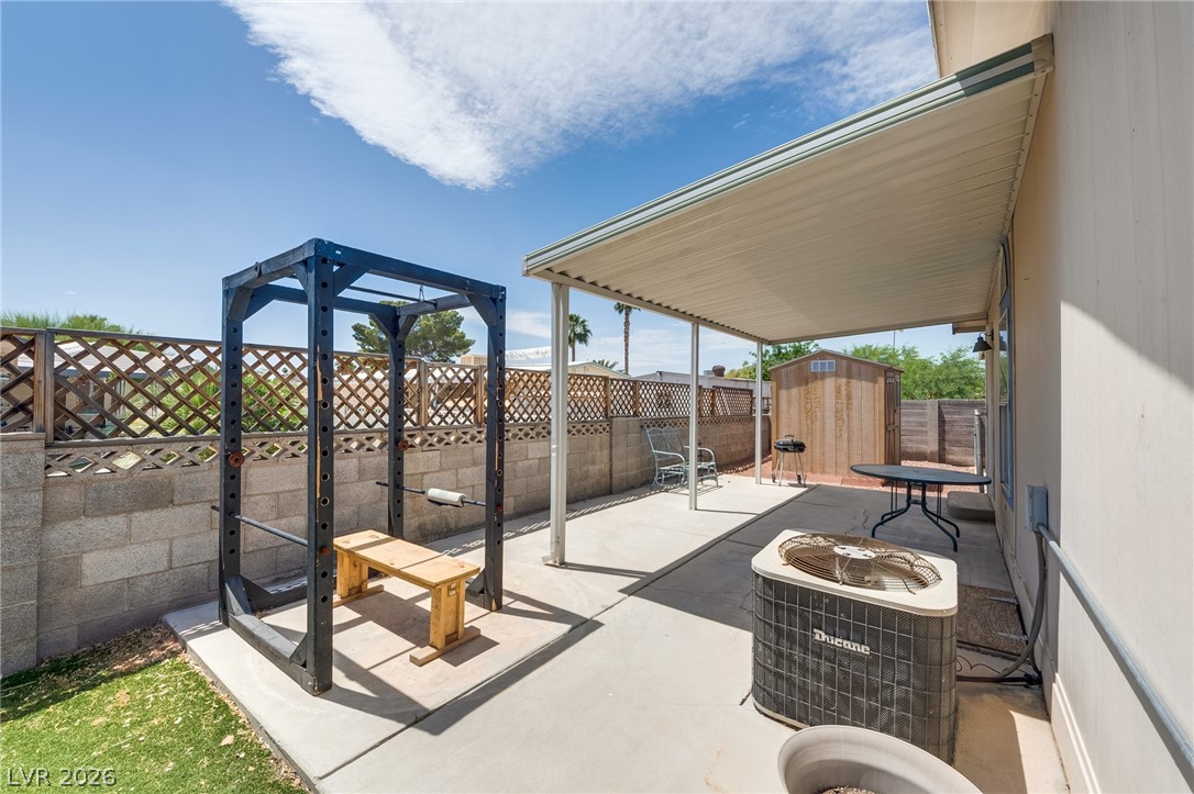 5423 North Sir Richard Drive Las Vegas NV 89110