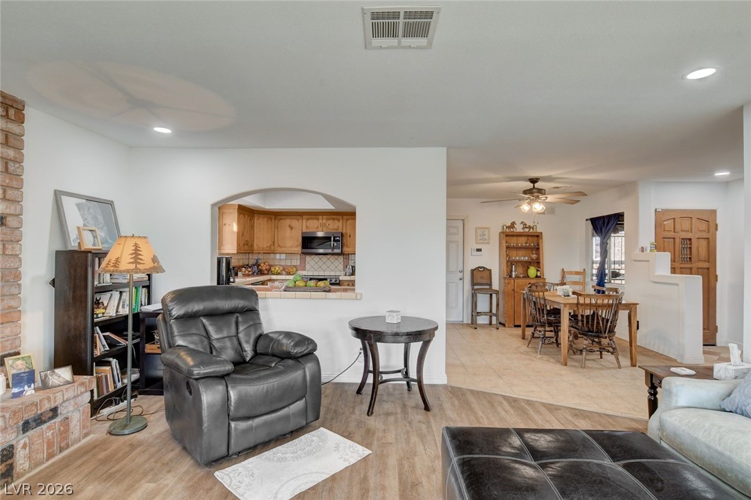 5305 Patricia Avenue Las Vegas NV 89130