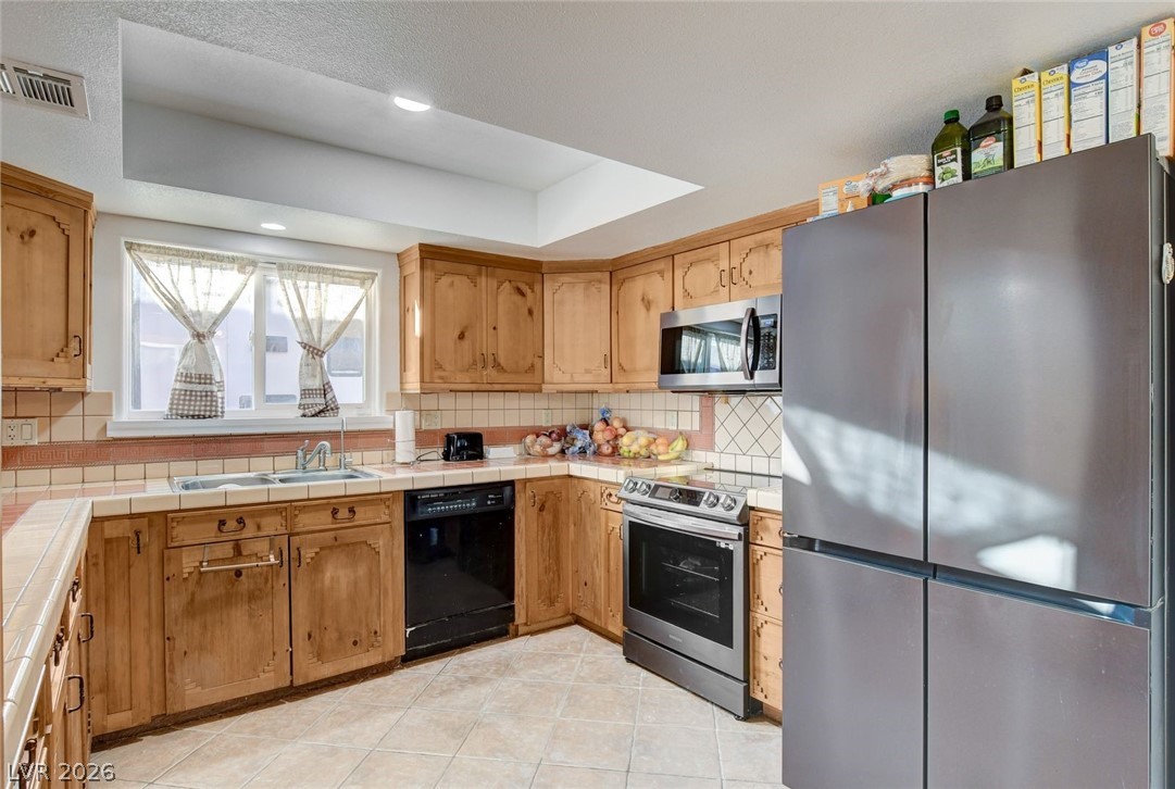 5305 Patricia Avenue Las Vegas NV 89130