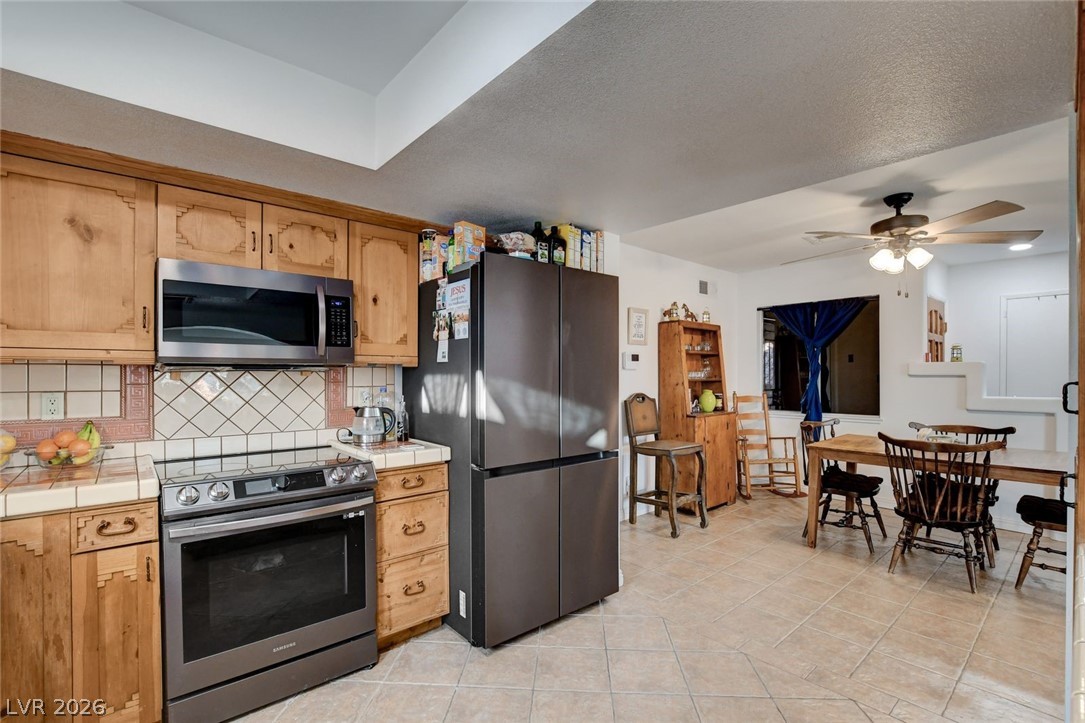 5305 Patricia Avenue Las Vegas NV 89130