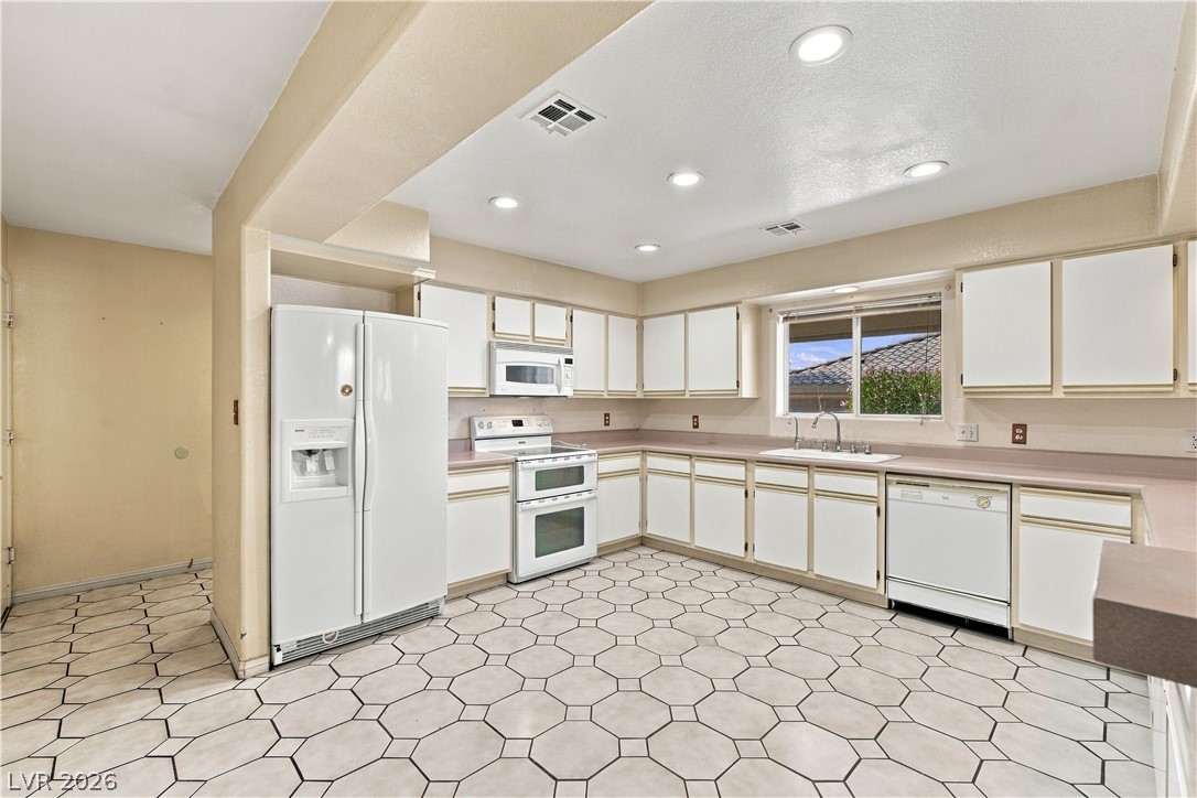 921 Primrose Lane Henderson NV 89011