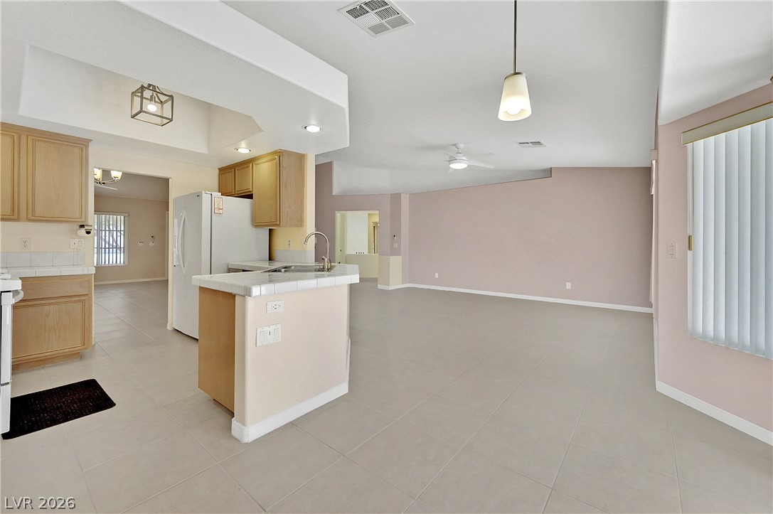 7884 Spindrift Cove Street Las Vegas NV 89139